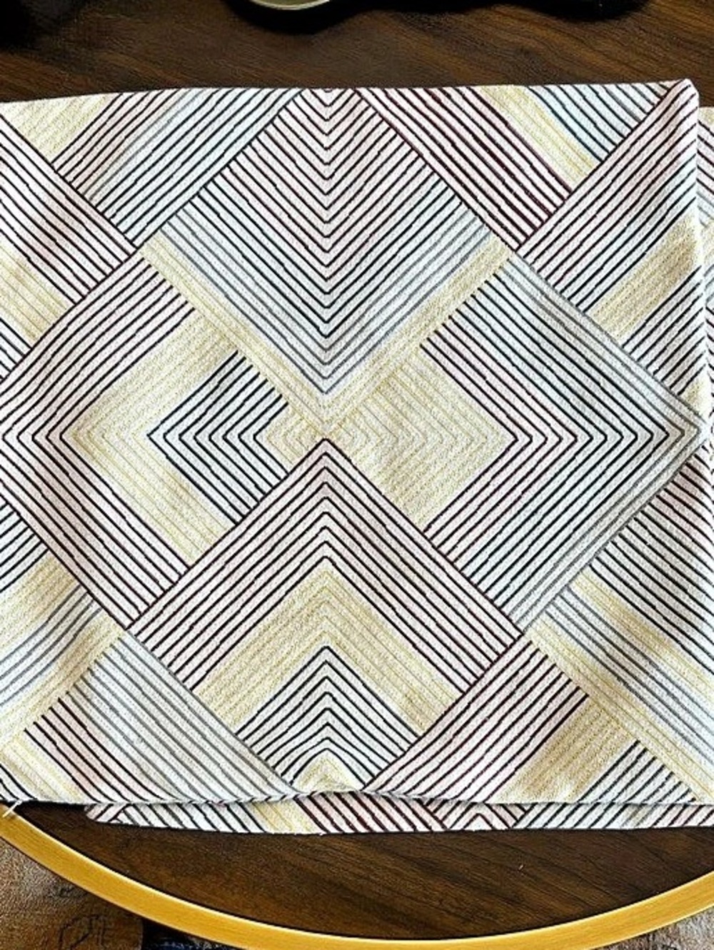 Cotton/polyester blend pillowcase, Westex, diagonal striped chevron pattern